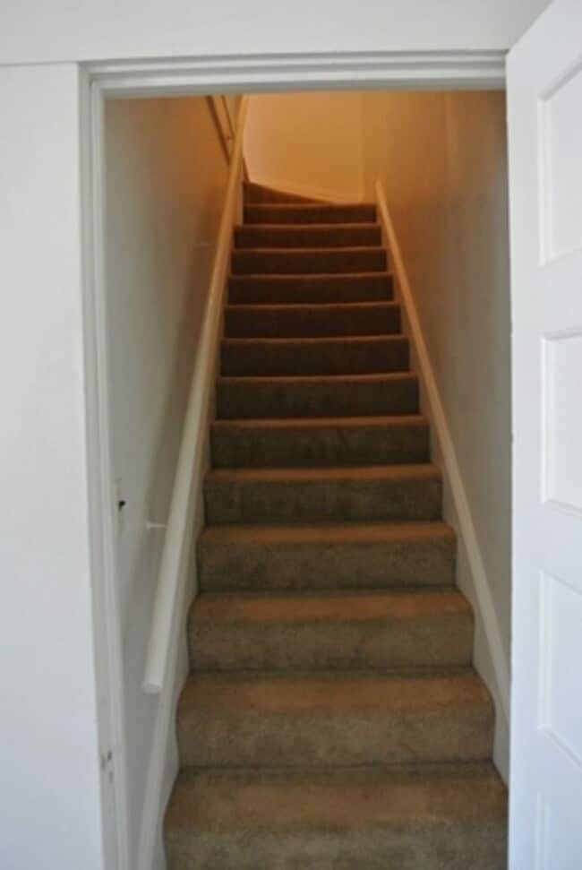 Building Photo - Charming Craftsman-Style 2BD/1BA Duplex – ...