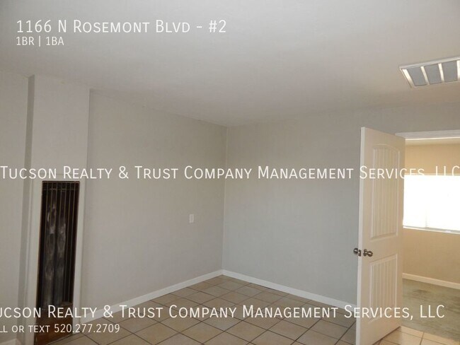 Building Photo - 1166 N Rosemont Blvd