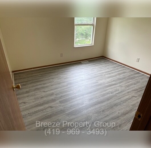 Building Photo - 2808 Benford Ln
