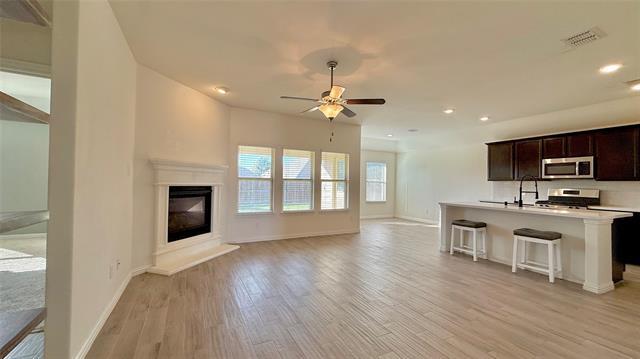 Building Photo - 813 Evergreen St