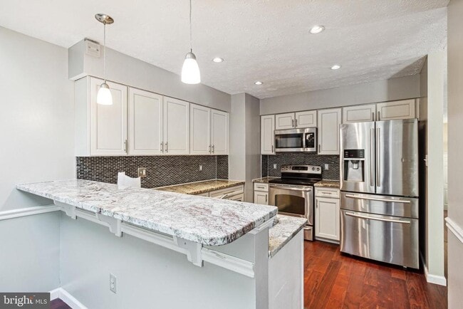 Building Photo - 14512 Mayfair Dr