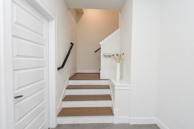 Building Photo - 2703 Eado Edge Ct