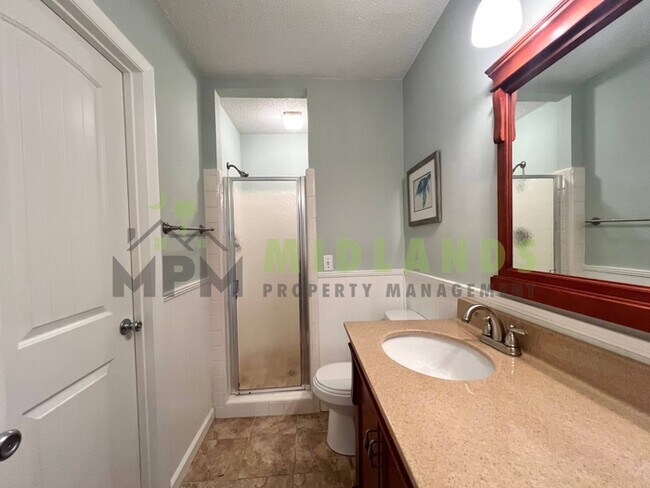 Building Photo - 201 Mariners Row