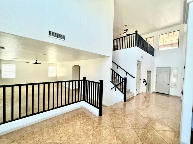 Building Photo - 4402 W Dorsaneo Ln