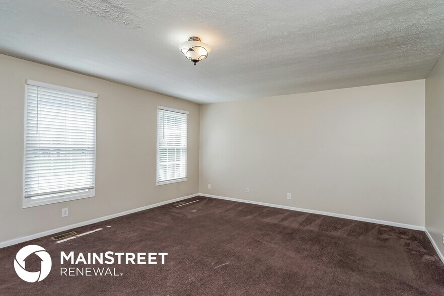 Building Photo - 11101 Meadow Chase Ct