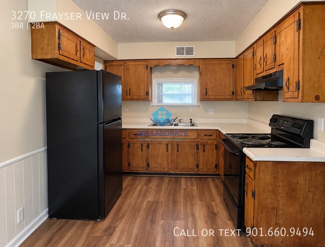Building Photo - 3270 Frayser View Dr