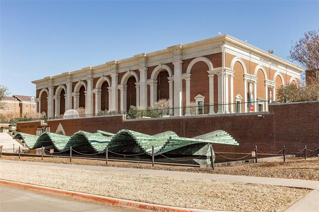 Building Photo - 3420 Granada Ave