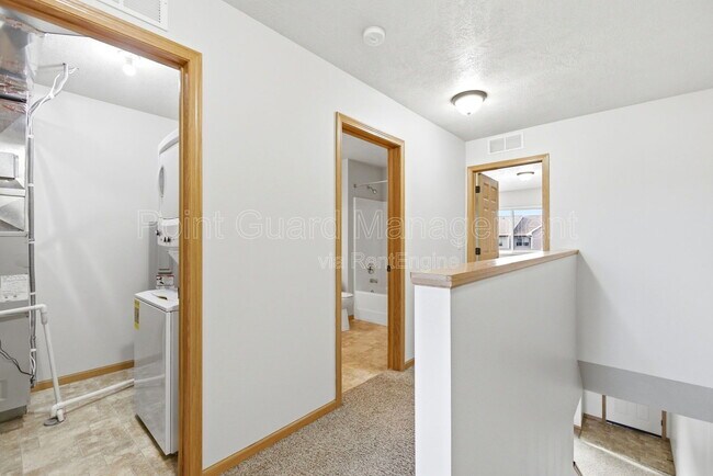 Building Photo - 2600 N Career Ave