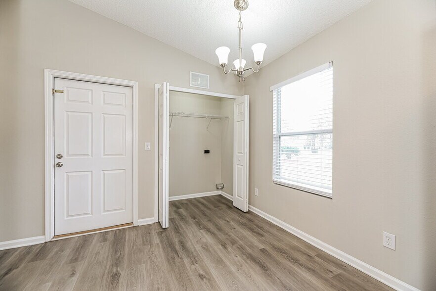 Building Photo - 3762 Maddie Ln