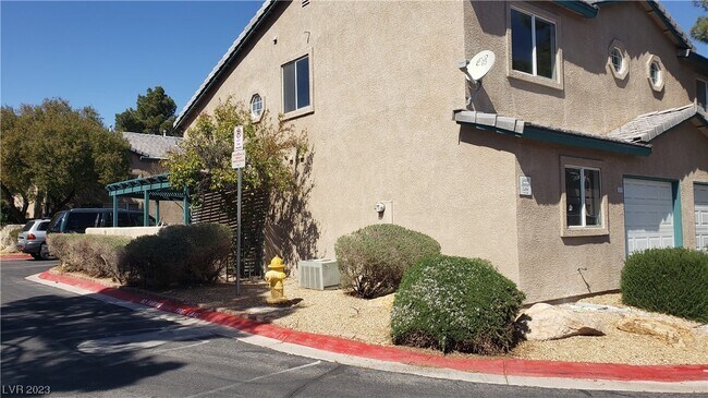 Building Photo - 5273 Wave Dancer Ln