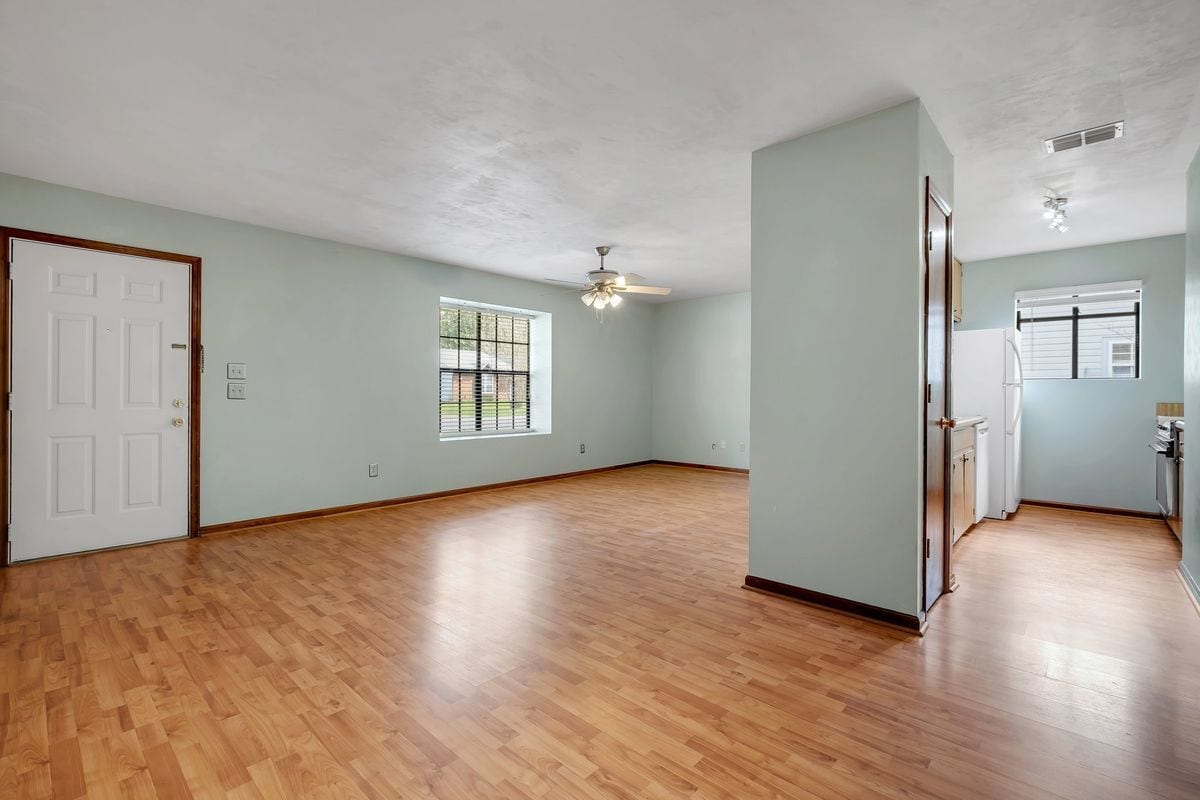 Building Photo - 2057 Victory Garden Ln