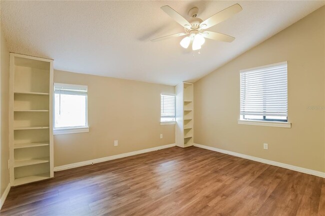 Building Photo - 2997 Moore Dr