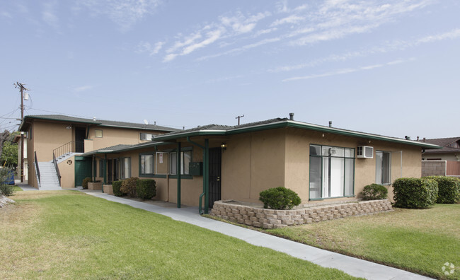 Ball Road Apartments - 2135 W Ball Rd Anaheim CA 92804 | Apartment Finder