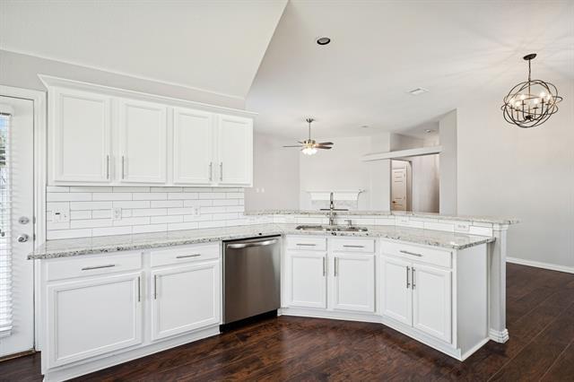 Building Photo - 8308 Sonnet Dr