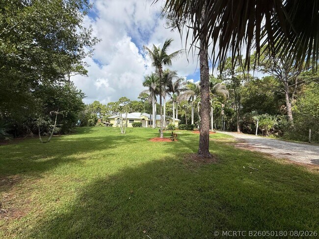 Building Photo - 5707 Silver Oak Dr