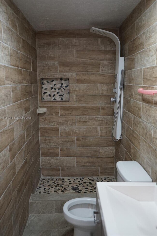 Building Photo - 12455 SW 185th Terrace