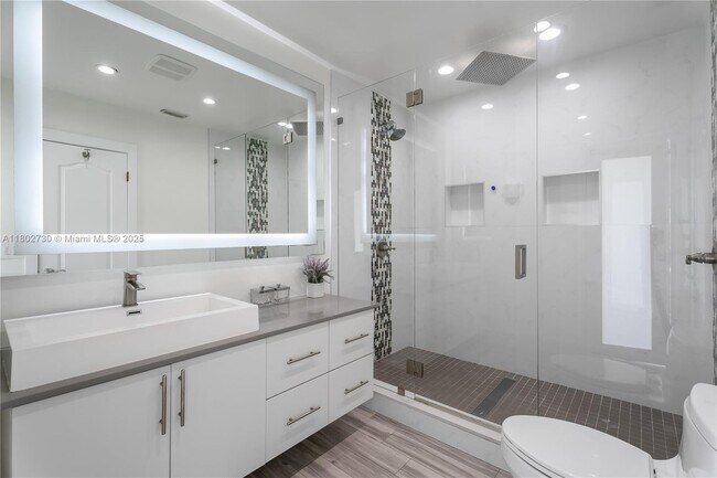 Building Photo - 8821 SW 176th St