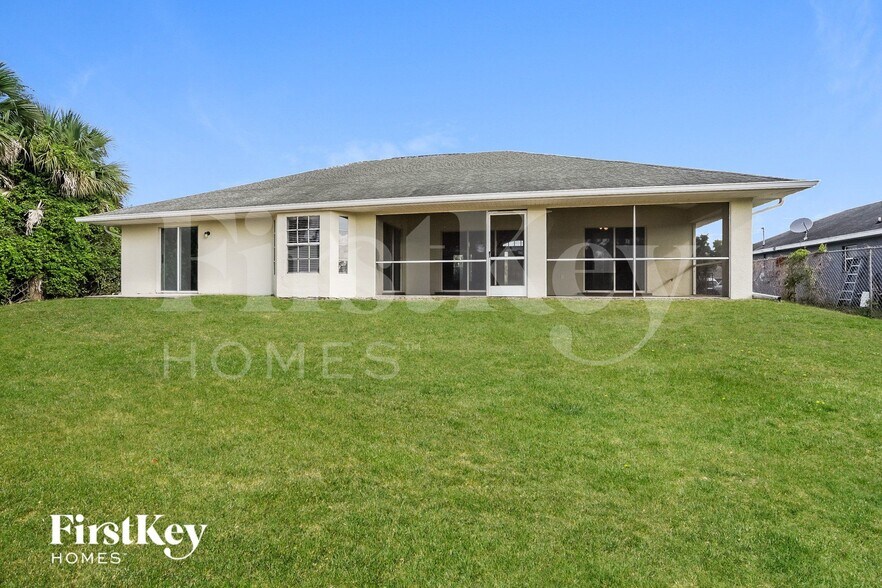 Building Photo - 2915 12th St W