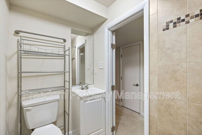 Building Photo - 5256 Sudberry Ln