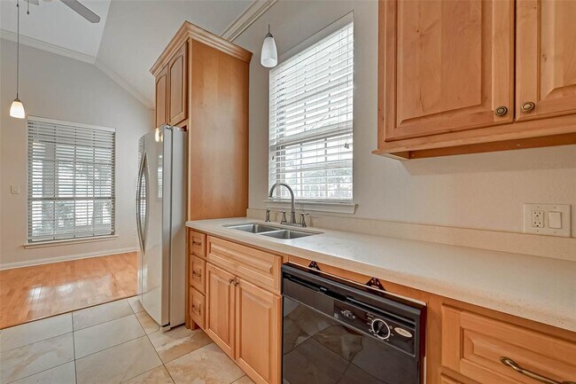 Building Photo - 11434 Elizabeth Brook Dr