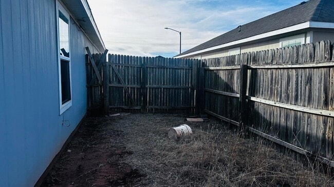 Building Photo - 8903 Terrell Ave