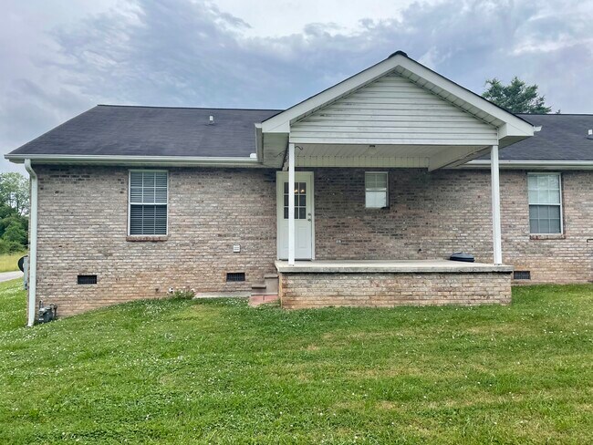 Building Photo - 7224 Howard Bennett Way