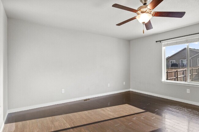Building Photo - Gorgeous home with a finished basement, 3-...