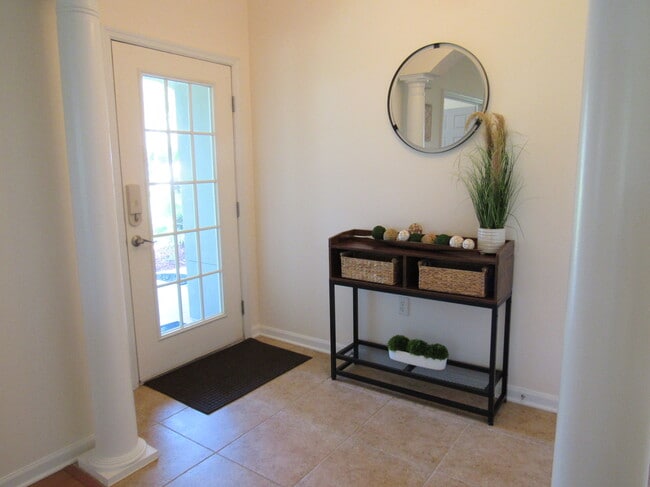 Building Photo - 1942 Turnbull Lakes Dr