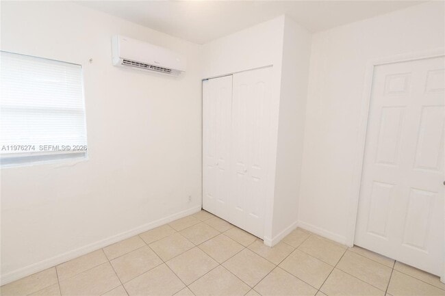 Building Photo - 1840 Fillmore St