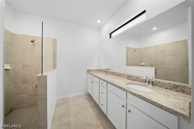 Building Photo - 14836 Palamos Cir