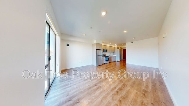 Building Photo - 532 Union St