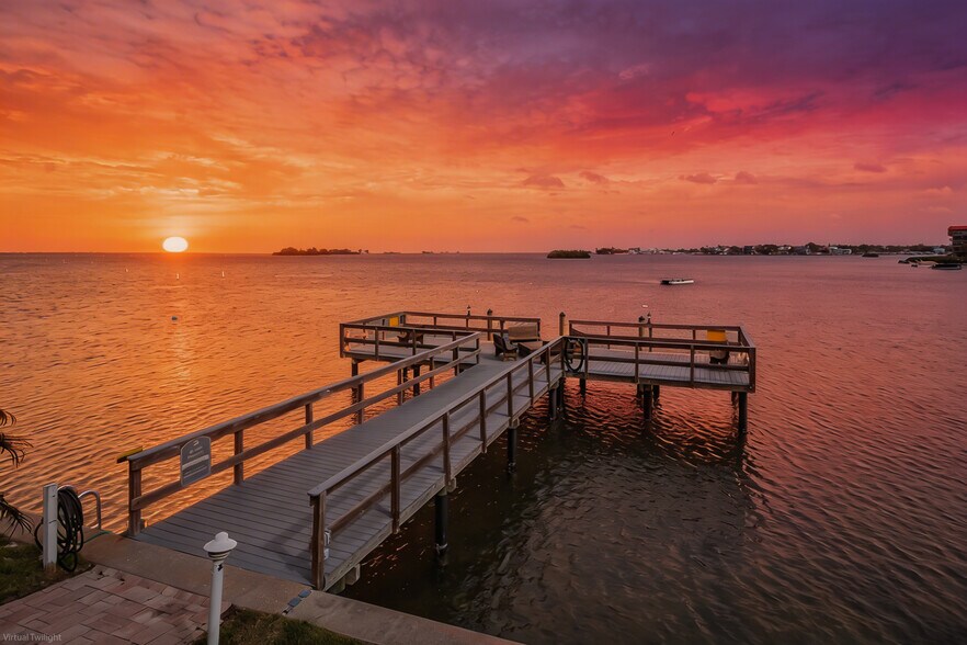 Building Photo - 464 N Paula Dr