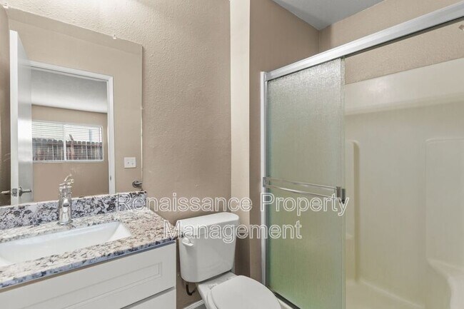 Building Photo - 1394 Pajaro Ave