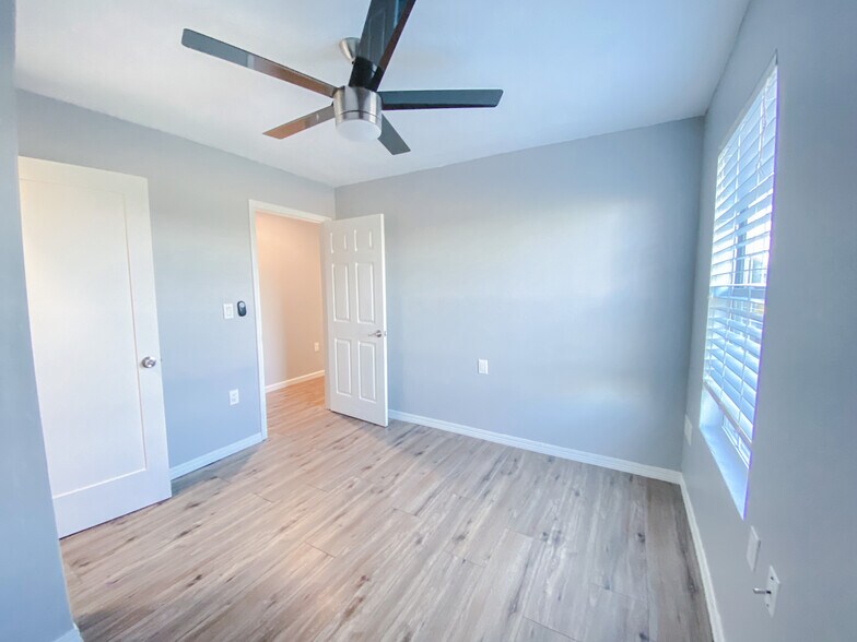 Building Photo - 63 Pine Ridge Trce