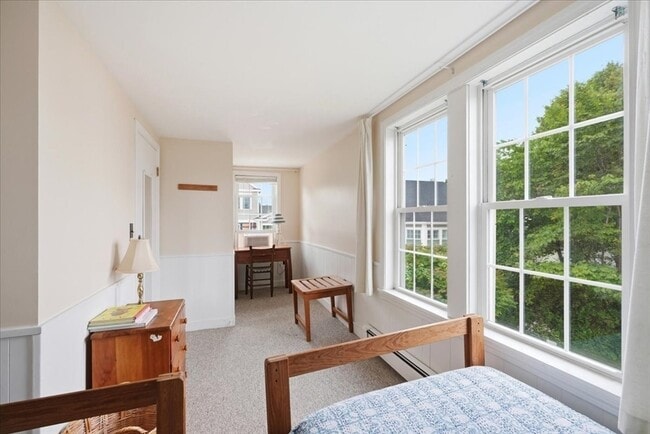 Building Photo - 23 Morton Pl