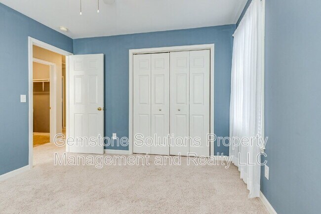 Building Photo - 1035 Watauga Ct