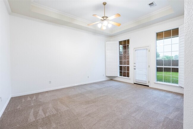 Building Photo - 3731 Charter Dr