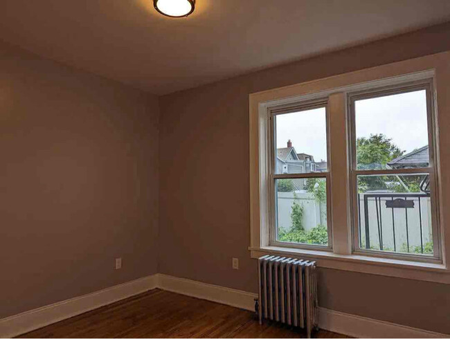 Building Photo - 85 Anderson St