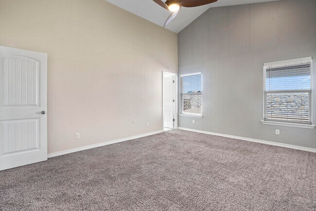 Building Photo - 14925 Tierra Haven Ave