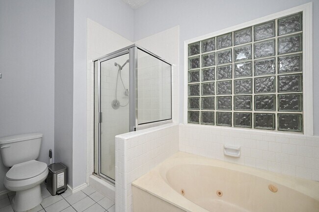 Building Photo - 3551 Santa Rosa Ln