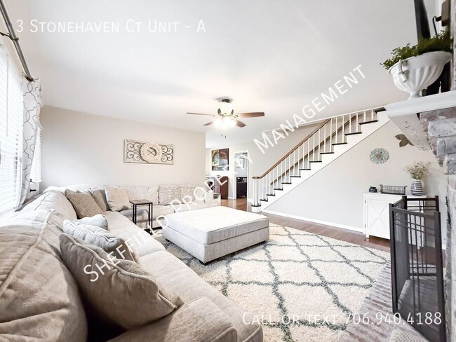 Building Photo - 3 Stonehaven Ct