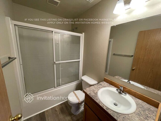 Building Photo - 1315 187th St Ct E