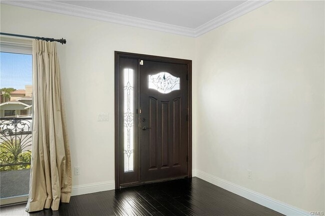 Building Photo - 750 E Orange Grove Ave