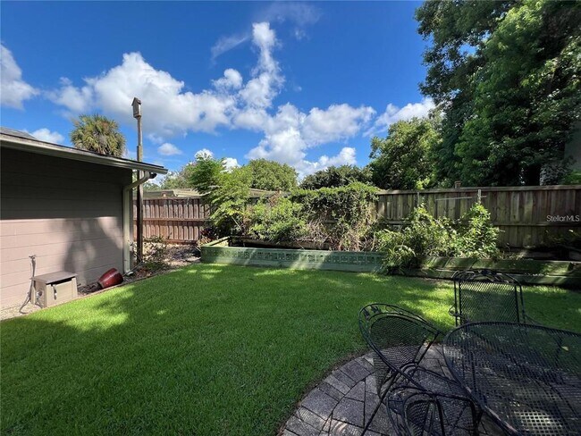 Building Photo - 540 Central Ave