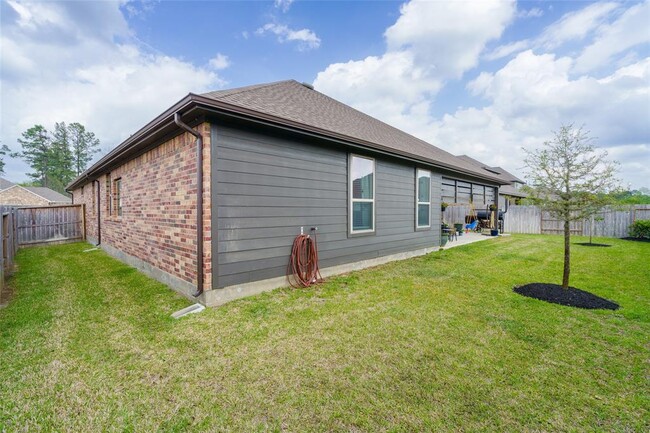Building Photo - 31403 Raleigh Creek Dr