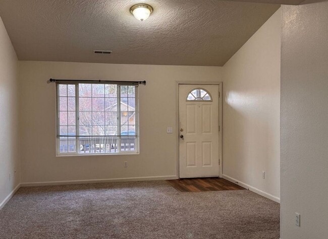 Building Photo - 655 Arthur Ave