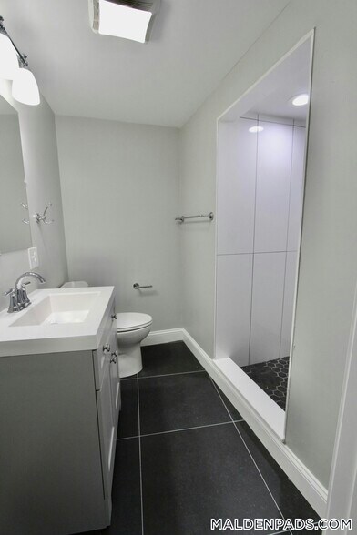 Building Photo - 1 Madison St