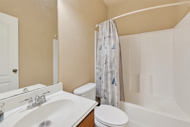 Building Photo - 7002 Casita Dr