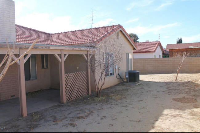 Building Photo - 4039 E Ave R-6