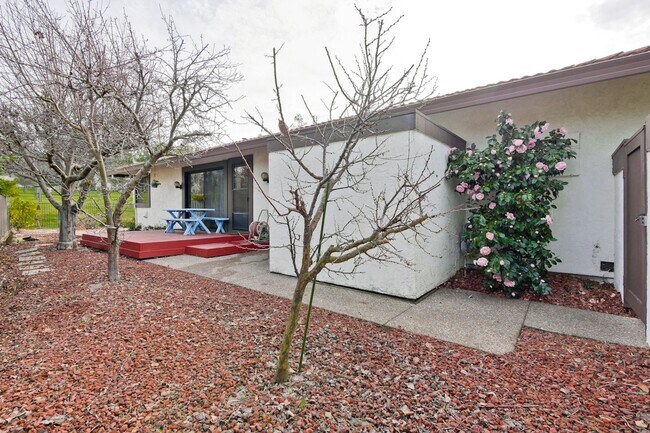 Building Photo - Wow! What a Great Home! Available Soon!